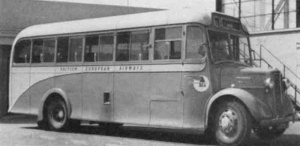 Bus1953BeaAirport.jpg