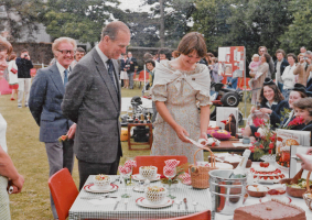 QueenVisit1978-11a.png
