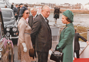 QueenVisit1978-22a.png